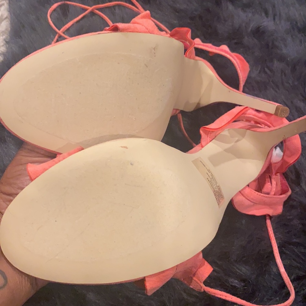 Pink Ruffled Sandal - Picture 3 of 3